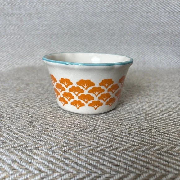 The Pioneer Woman 7 oz Ramekin Floral Print Flea Market Scalloped