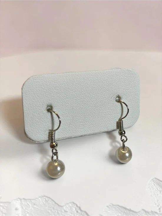 🍭5 for $20🍭 Faux Pearl Drop Earrings CC X