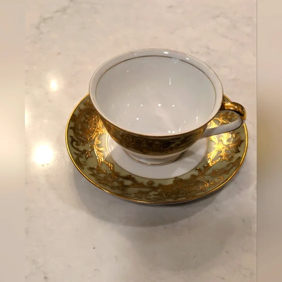 Westbrook Teacup & Saucer
