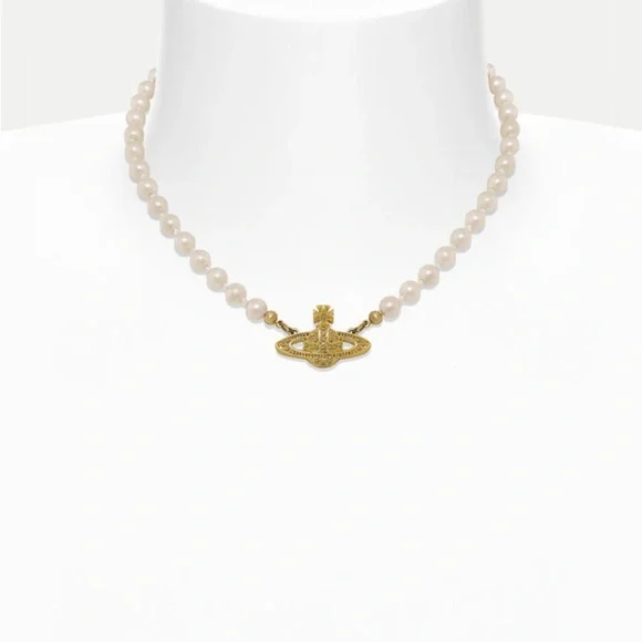 Vivienne Westwood Mini Bas Relief Pearl Choker