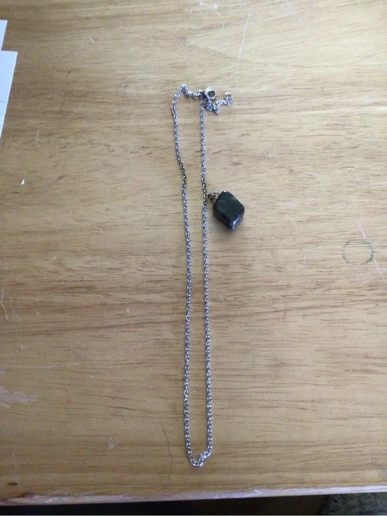 Source Unknown Silver-Tone Chain with Black Geometric Pendant