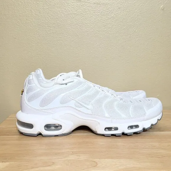 Nike Air Max Plus Triple White Running Shoes 604133-139 Men's Size 10