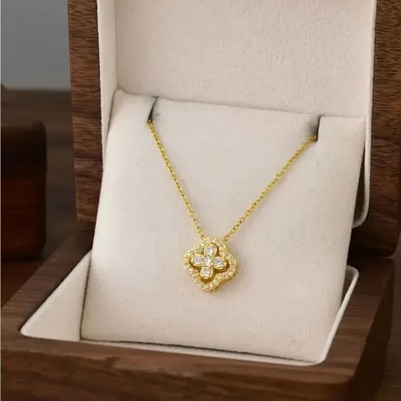 18k Gold Plated Diamond Clover Necklace