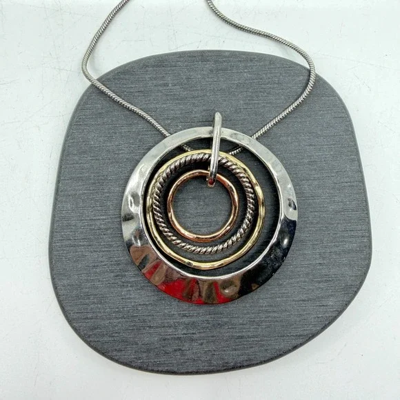 Silver Tone Multi Circle Pendant Necklace Modern Geometric Statement Minimalist