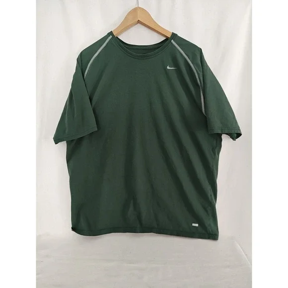 Vintage Team Nike Pro men's green Tshirt Men's size‎ XL Cotton Polyester Blend