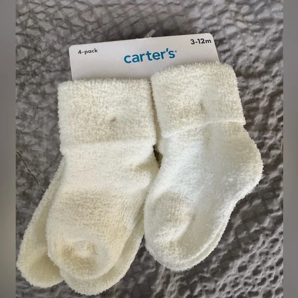 ⚠️4 Carter's Baby Socks Set⚠️