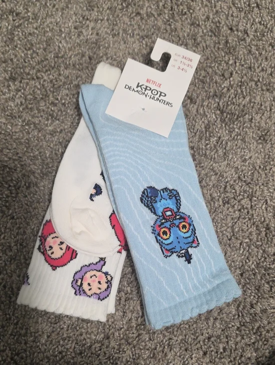 Netflix K-Pop Demon Hunters Kids Character Crew Socks - Light Blue & White