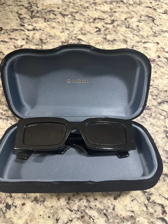 Gucci Glossy Black Rectangular Sunglasses