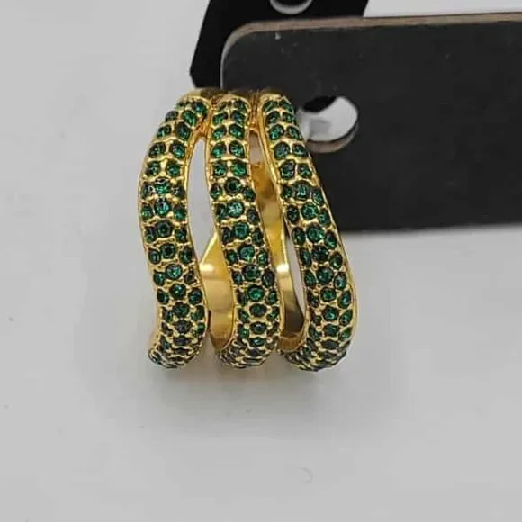 J Crew Emerald Green Stone Gold Tone Ring size 6 NWT!  NEW!