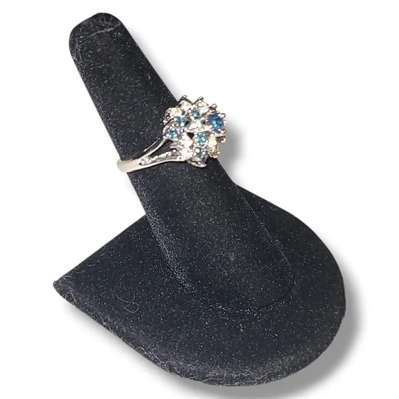 Vintage 18K HGE Blue Clear CZ‎ Cluster Cocktail Ring White Gold Tone Sz 7