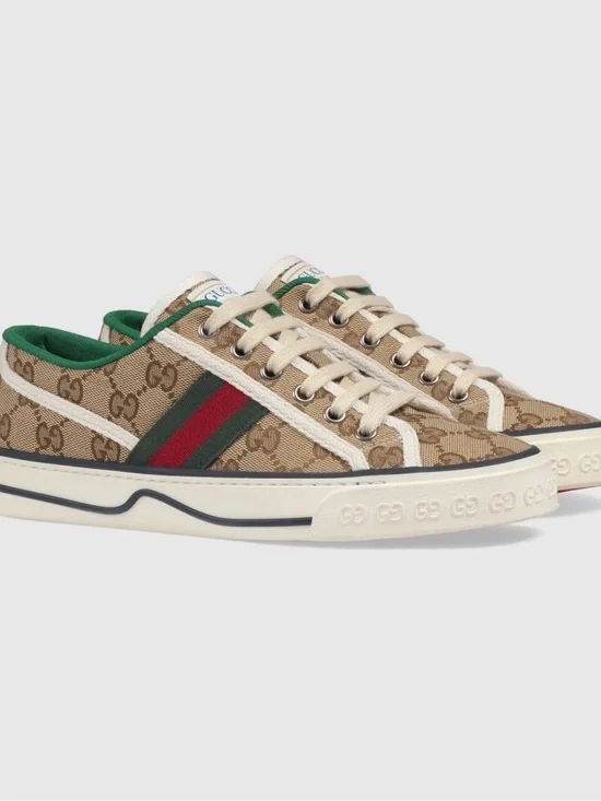 Gucci Tan GG Supreme Low-Top Sneaker with Green-Red