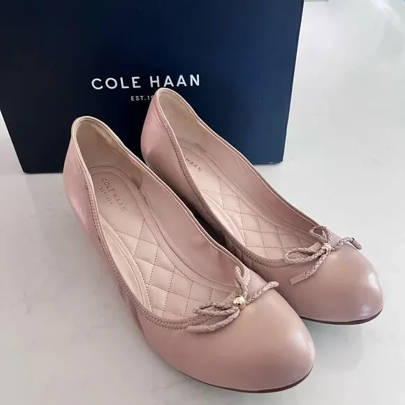 Cole Haan Women's Tali Grand Lace Wedge Pump 40mm, Maple Sugar
