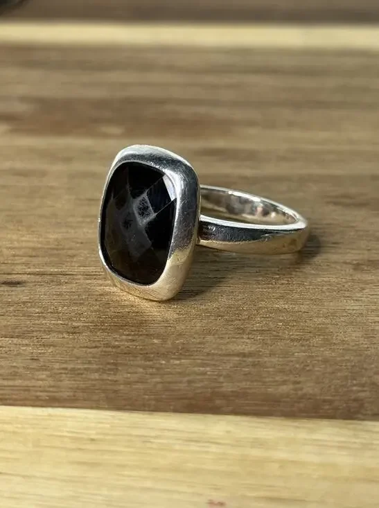 James Avery Retired Sterling Silver/Smokey Quartz Ring Size 7.5