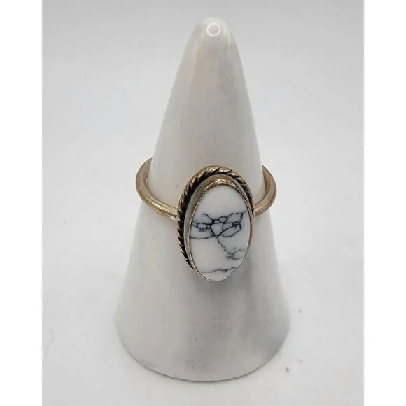 STERLING SILVER Ring 925 OVAL RING WHITE‎ STONE Marble Look Sz 6.25