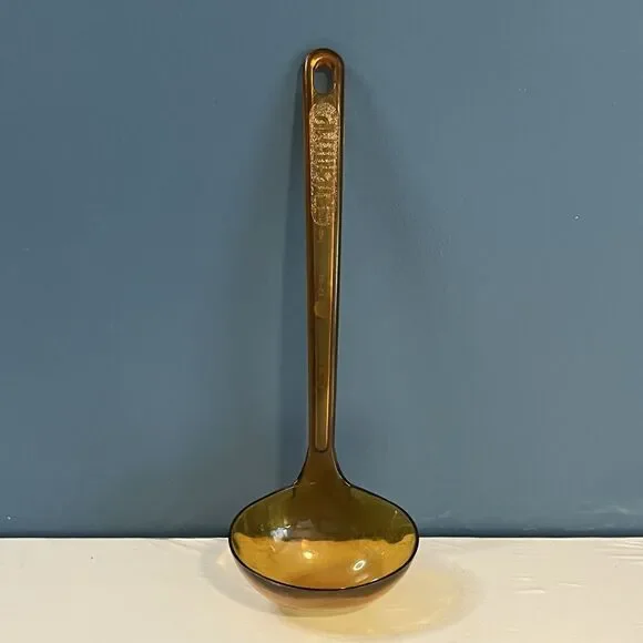 Vintage Ultratemp Amber Ladle Serving Dipper Soup Robinson Knife Company USA