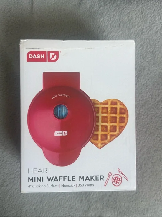 Dash Red Heart Mini Waffle Maker