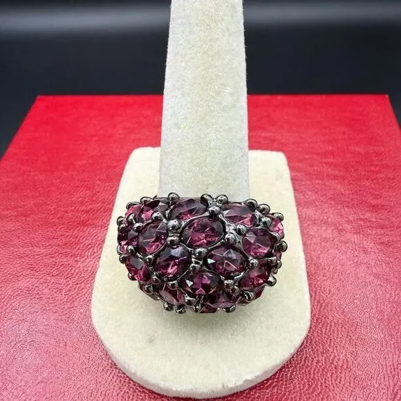 Kenneth Jay Lane cocktail ring domed design rhodolite-inspired stones sz 6 New