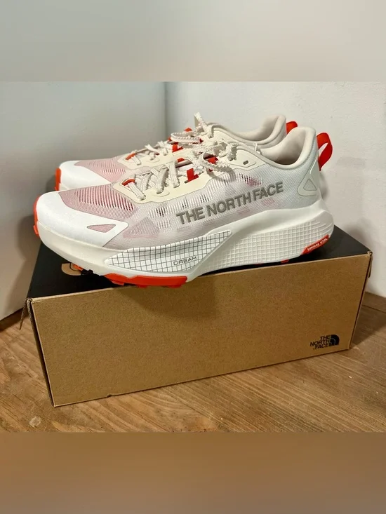 The North Face Men's Altamesa 500 V2 Trail-Running Shoes