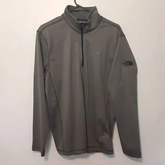 The North Face Adult Mens L Gray 1/4 Zip Long Sleeve Activewear Shirt