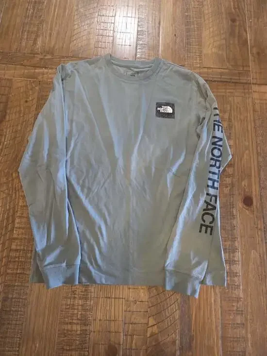 North Face Men's Long-Sleeve Logo Tshirt  grey/blue colorway bold mountain...
