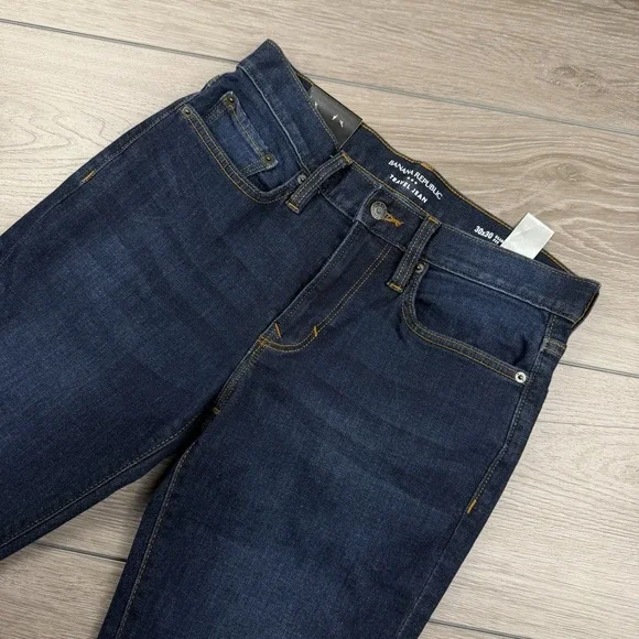 Banana‎ Republic Men's Slim Fit Traveler Jeans Dark Blue Size 30x30 New