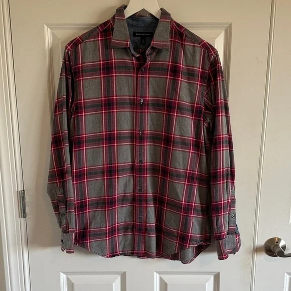 Banana Republic Red and Gray Plaid Casual Shirt Size medium 100% Cotton
