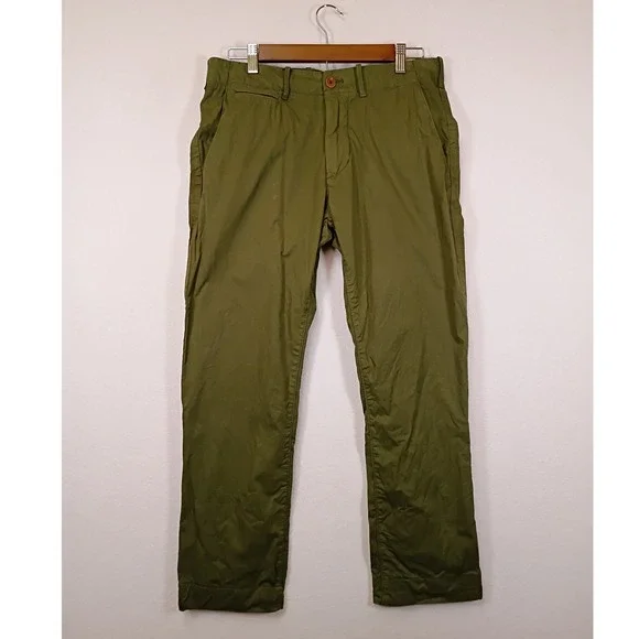 Military Utility Banana Republic Mens 30/30 Olive Green Vintage Straight Chinos