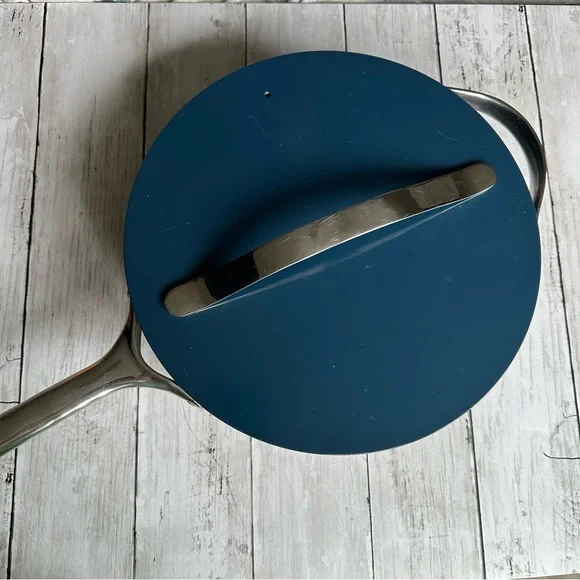 Navy Nonstick Saucepan with Lid - Home Kitchen