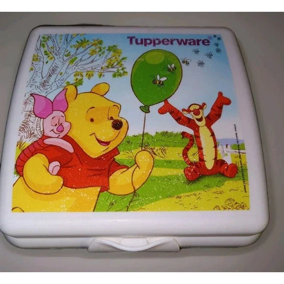 Vintage Tupperware Winnie the Pooh Sandwich Keepers‎ Disney Lunch Box