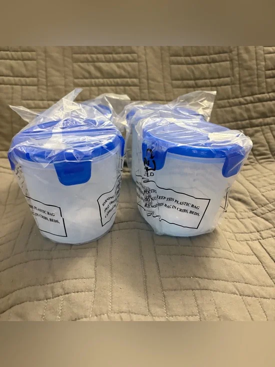 Lock N Lock Lock&Lock Food Storage Containers Set of 4 Mini Tall w/ Blue lids