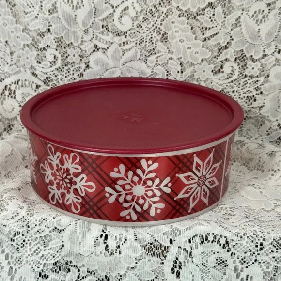 Tupperware Red Plaid Snowflake Holiday Decor Round Cookie Canister Food Prep