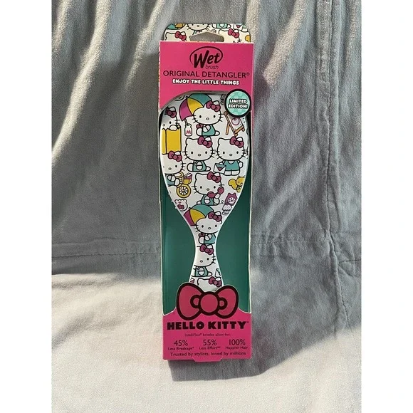 NEW Wet Brush Original Detangler Hair Brush Limited Edition - Hello Kitty‎
