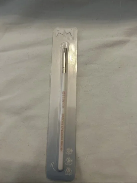Essence Precise Eyeliner Brush