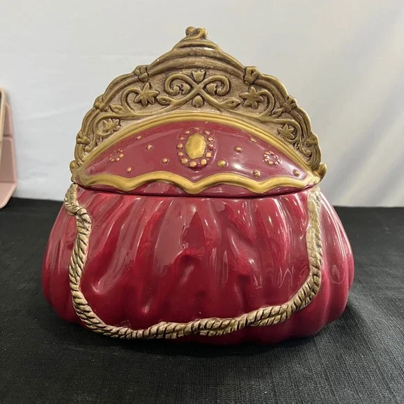 International Bazaar Red Gold Purse Cookie Jar Ceramic‎ Handbag Canister