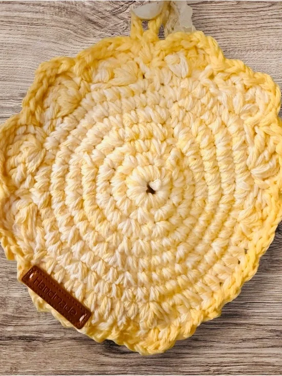 Handmade Crochet Leaf Pot Holder - Yellow & White Hot Pad 6x6