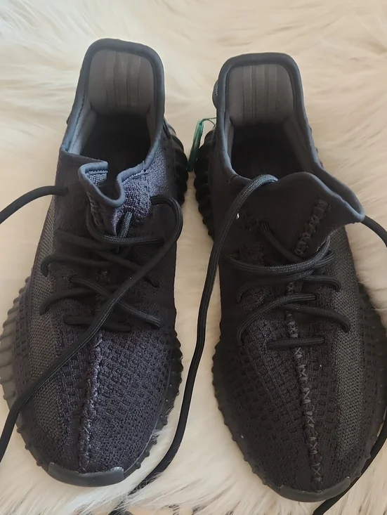 Men's Black Knit Slip-On Athletic Sneakers