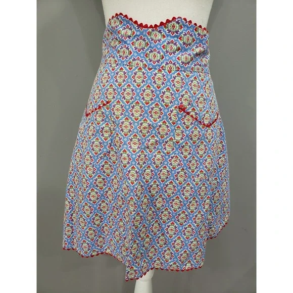 handmade Vintage Apron mod 70s floral grandma kitchen baker Mcm Mom Cottagecore