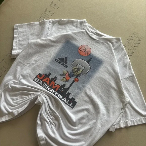 Rare‎ Vintage 90s Adidas Basketball Nike Rivals T-shirt