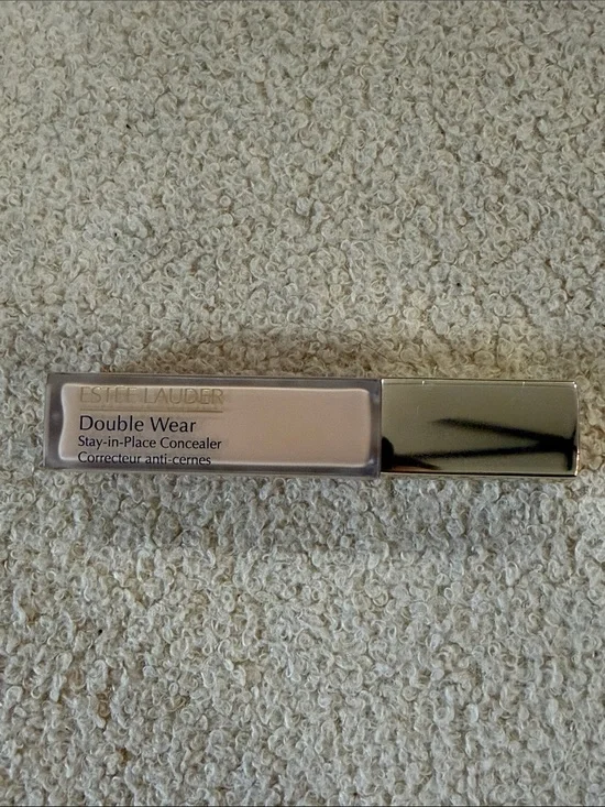 Estee Lauder Double Wear Stay-in-Place Concealer - 1W USED ONCE