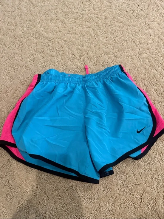 Nike Women's Turquoise & Pink Athletic Running Shorts