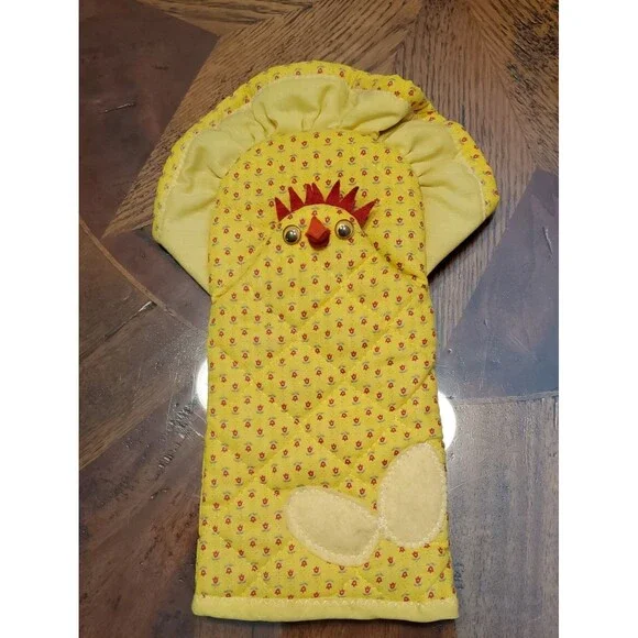 Vintage Yellow Chicken Pot Holder Hot Pad Oven Mitt