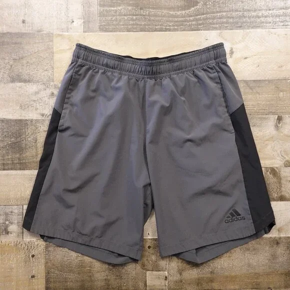 Adidas Colorblock Athletic Shorts Men’s Large‎ Gray Black 9.5