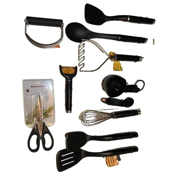 KitchenAid 18-Piece Black & Stainless Steel Utensil Set - Turner Masher Shears W