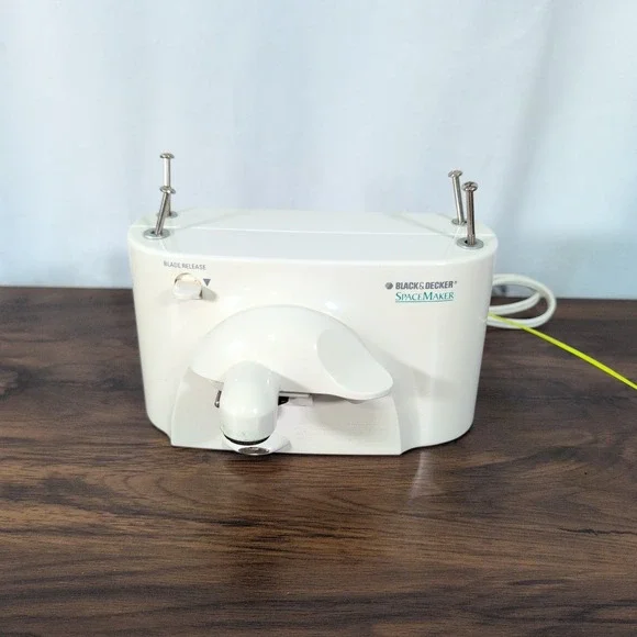 BLACK+DECKER Spacemaker Under-Counter Can Opener EC85 White Hardware Tested