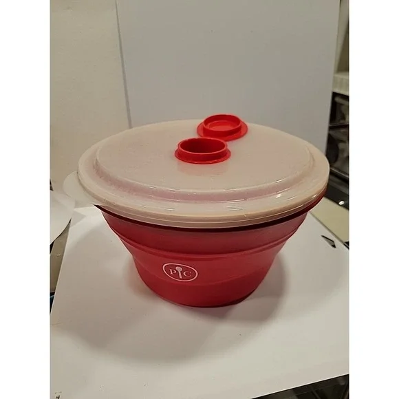 Pampered Chef Family Size‎ Microwave Popcorn Maker.