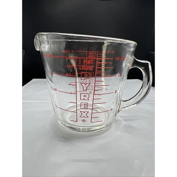 Vintage 1950s Pyrex 516 Glass Measuring Cup 2 Cup Closed D-Handle USA Logo