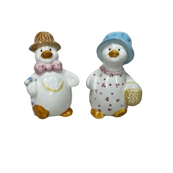 Vintage Boy and Girl Duck Salt And‎ Pepper Shakers Set