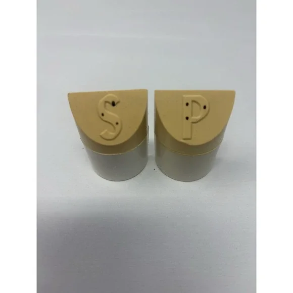 Retro‎ Beige White Half Circle Hard Plastic Salt & Pepper Shaker Set MCM Kitsch