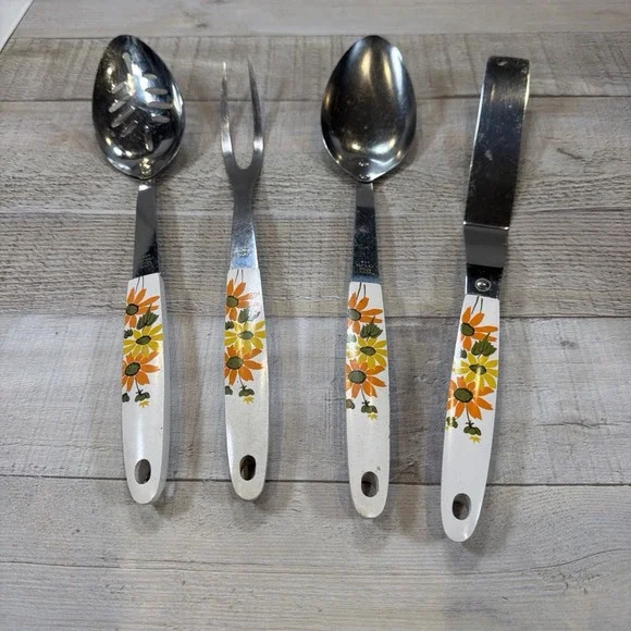 Vintage EKCO Country Garden MCM Floral Kitchen Utensils 4 Pc Set USA Cottagecore