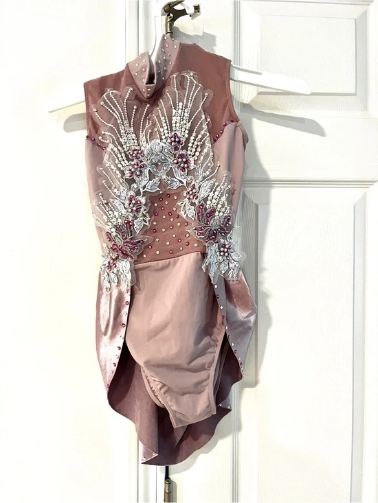 Mauve Pink Embellished High-Neck Dance Costume